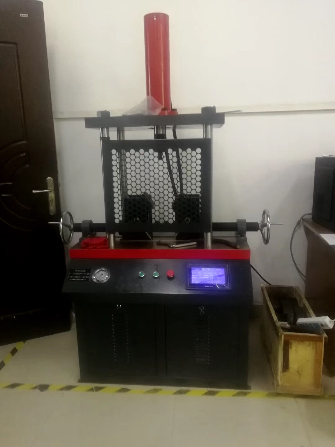 東莞彎曲試驗機調試